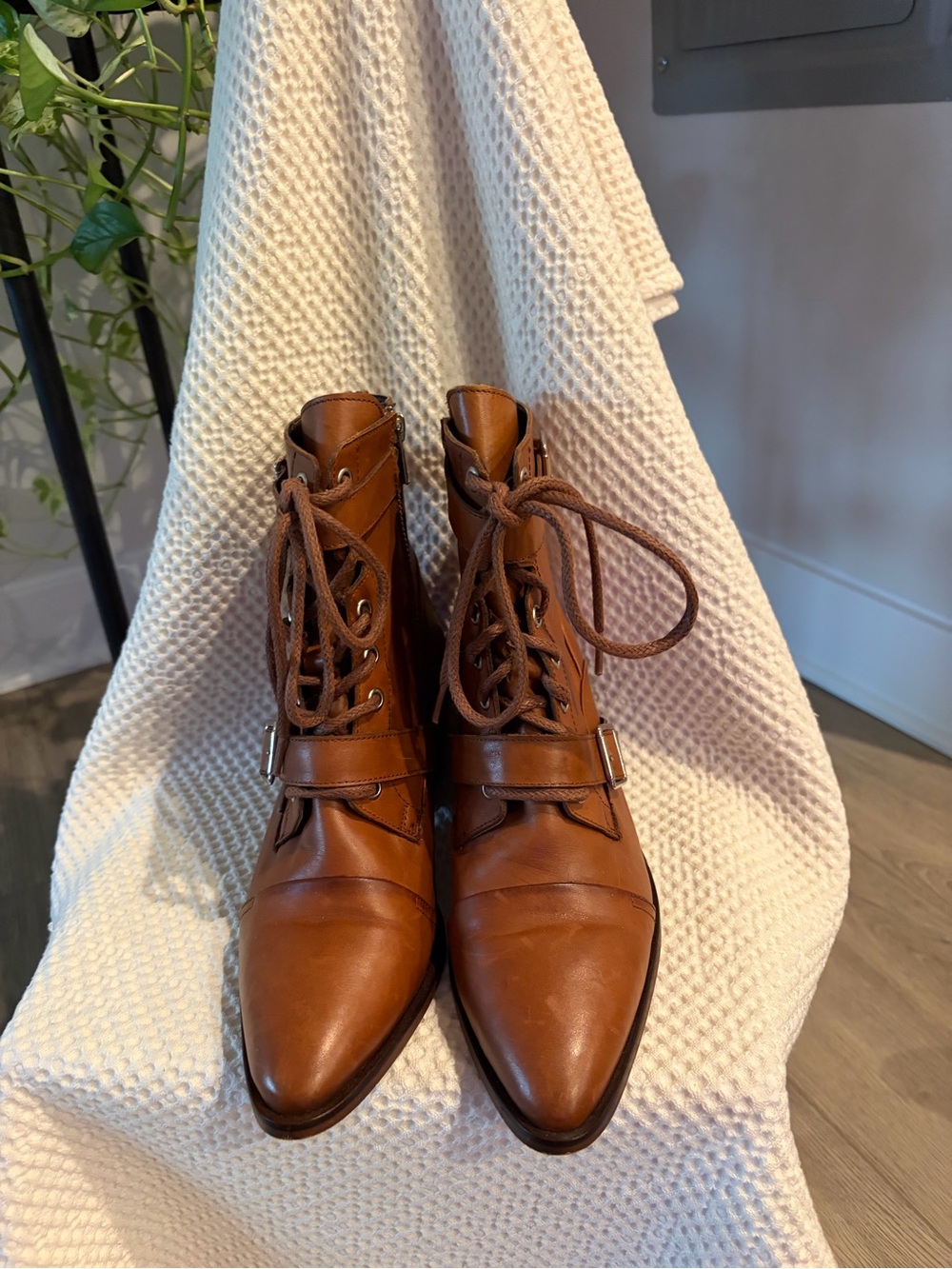Artisan by Zigi Lace-Up Leather Ankle Boots